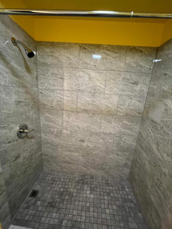 Dragon Inn & Suites Fayette Εξωτερικό φωτογραφία