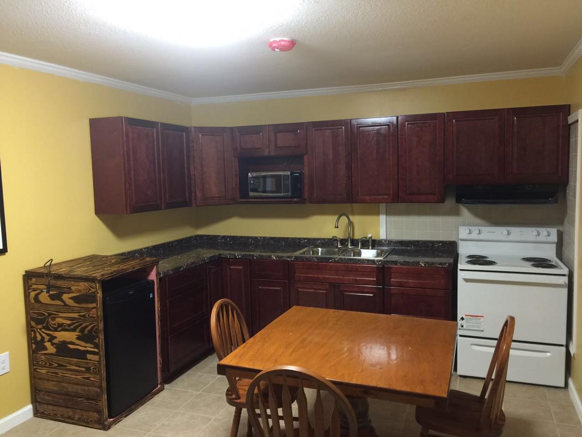 Dragon Inn & Suites Fayette Εξωτερικό φωτογραφία